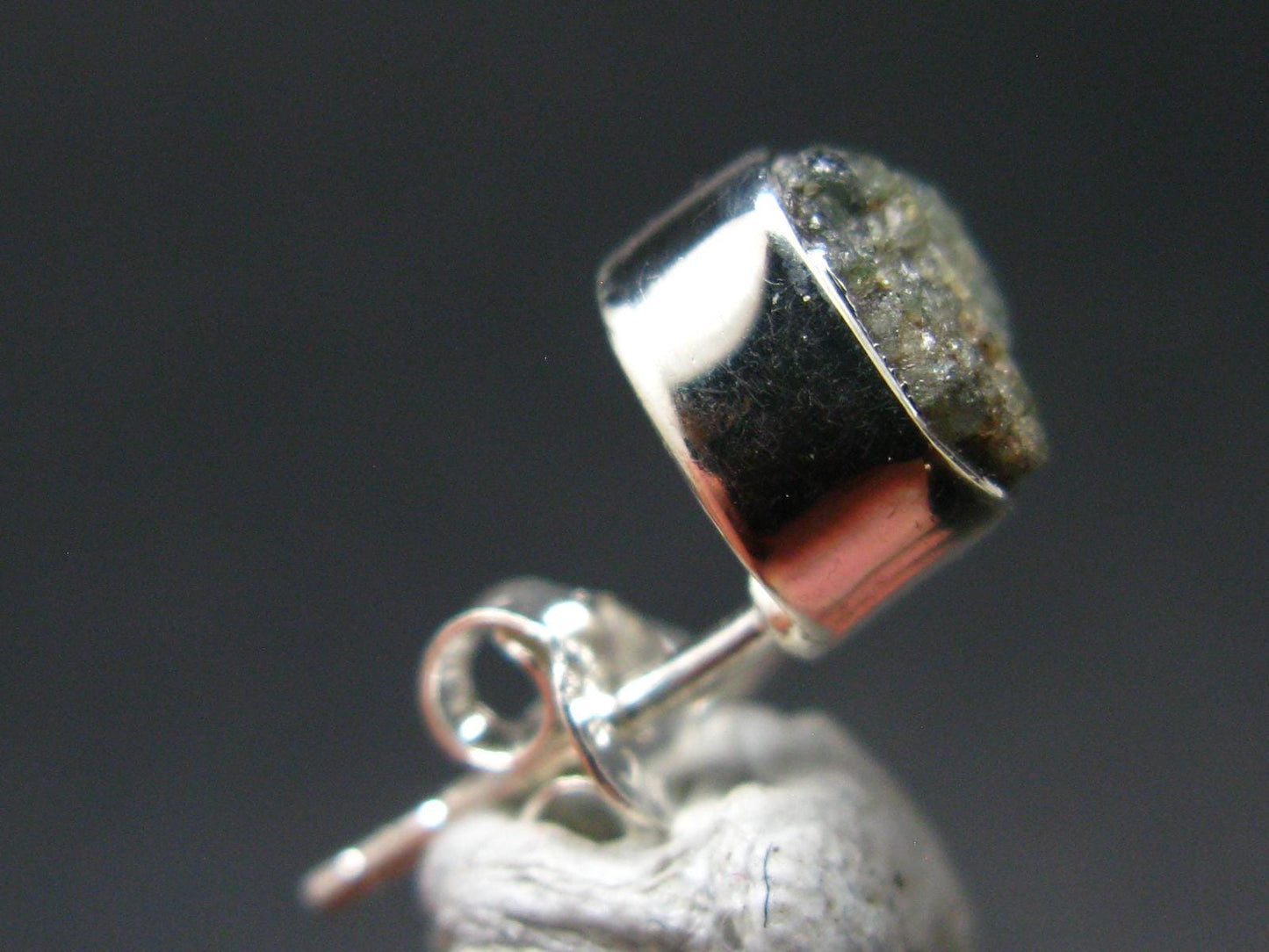 Alexandrite Stud Earrings Sterling Silver From Zimbabwe - 1.61 Grams
