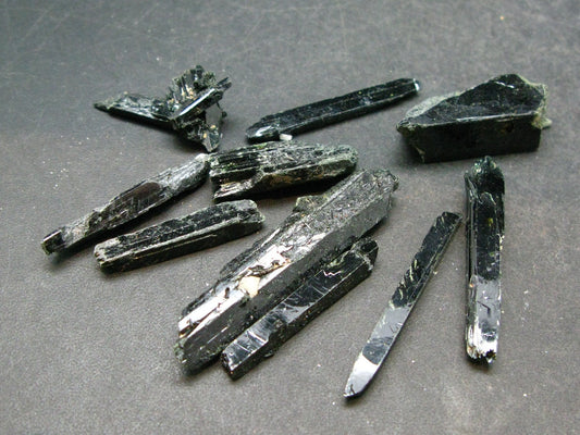 Lot of 10 Rare Aegirine Crystals From Malawi - 26.94 Grams