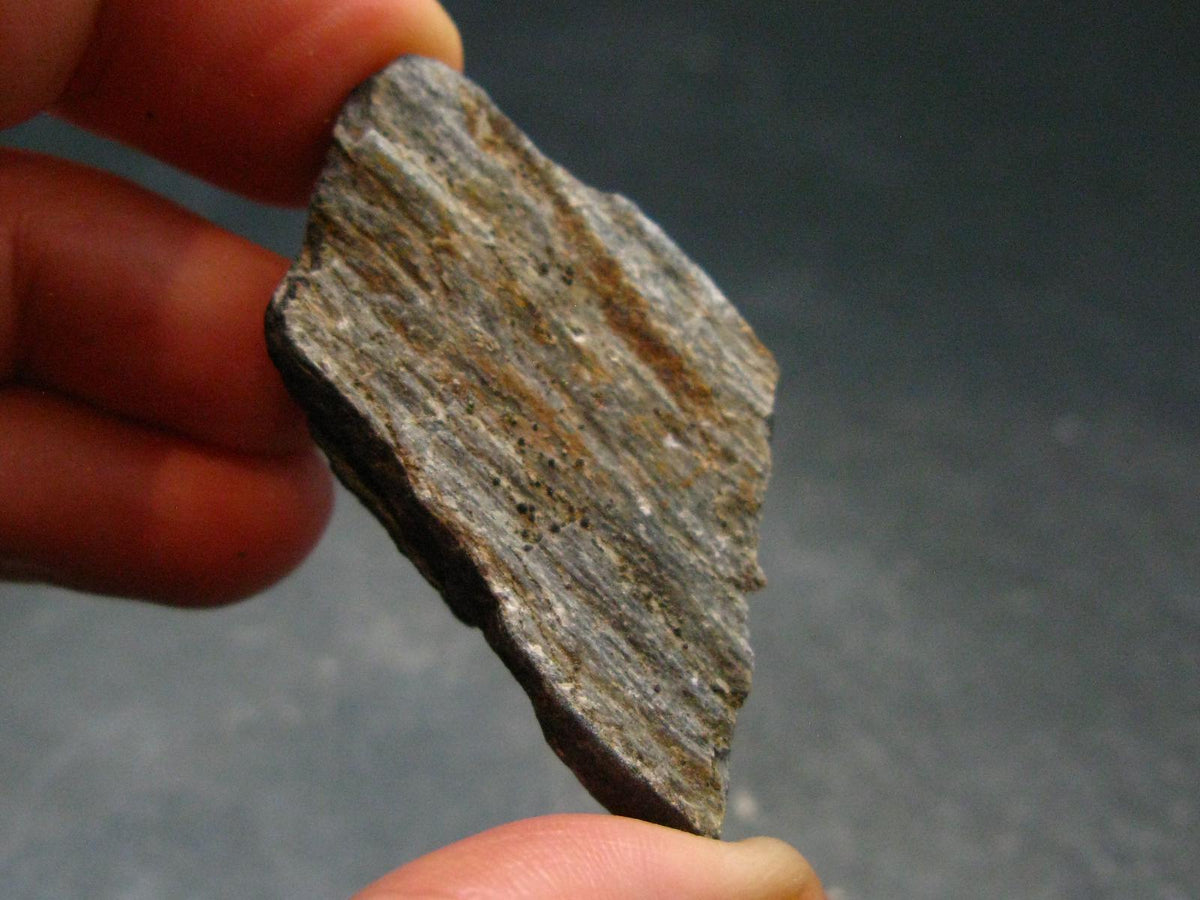 Rare ISUA Stone Raw Piece from Greenland - 1.5" - 12.54 Grams