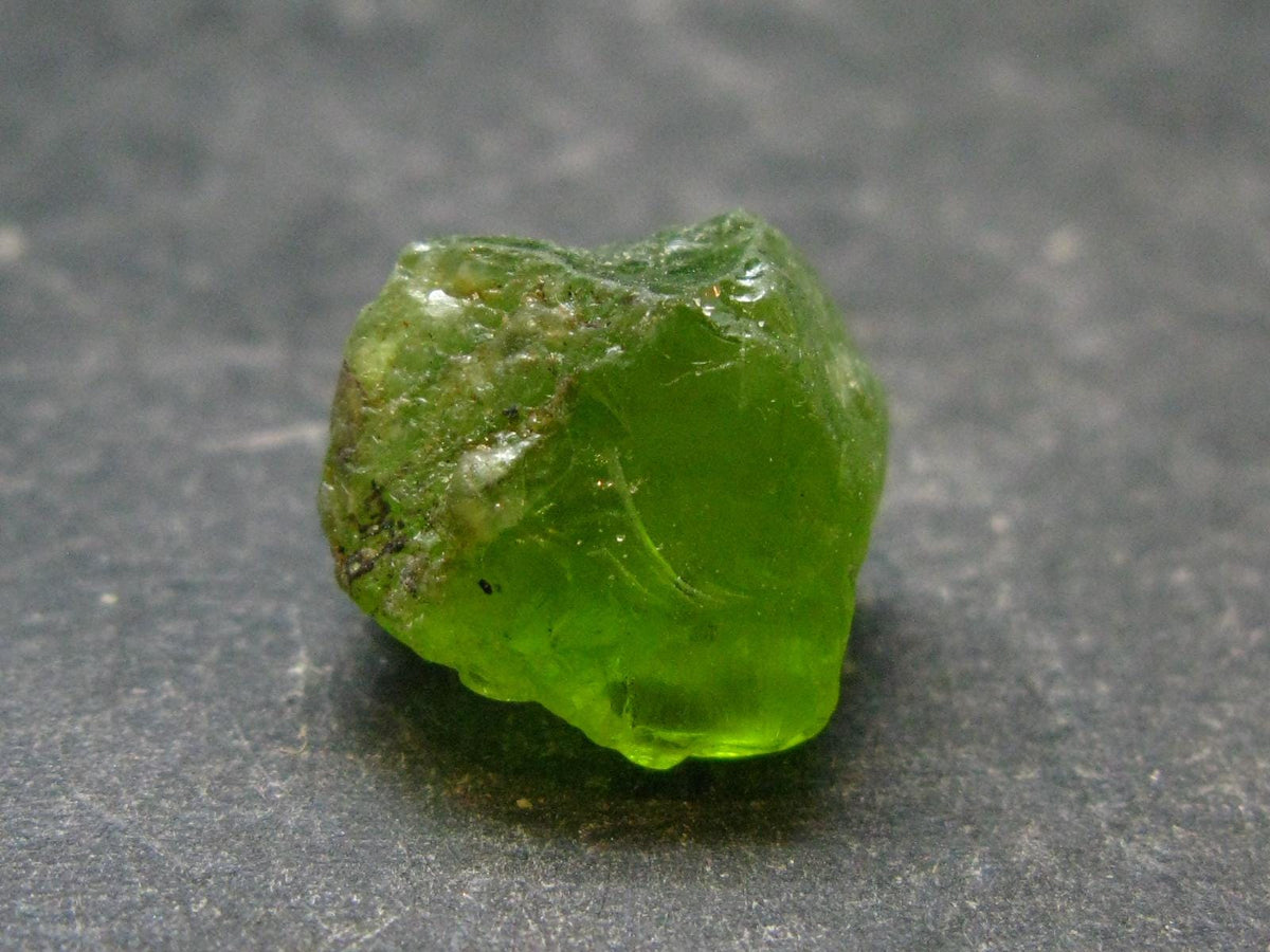 Rare 13.5 Carat Gem Peridot Olivine Crystal from Arizona, USA - 0.5" - 2.80 Grams