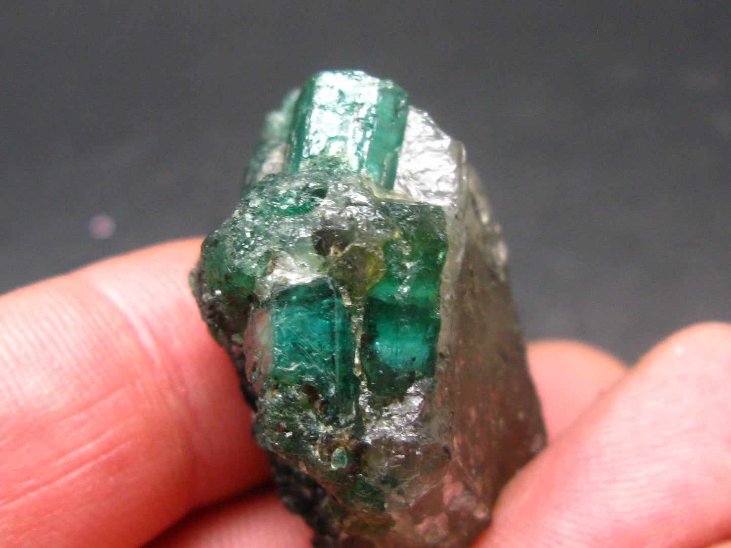 Gem Emerald Beryl Cluster From Madagascar - 21.72 Grams - 1.4"