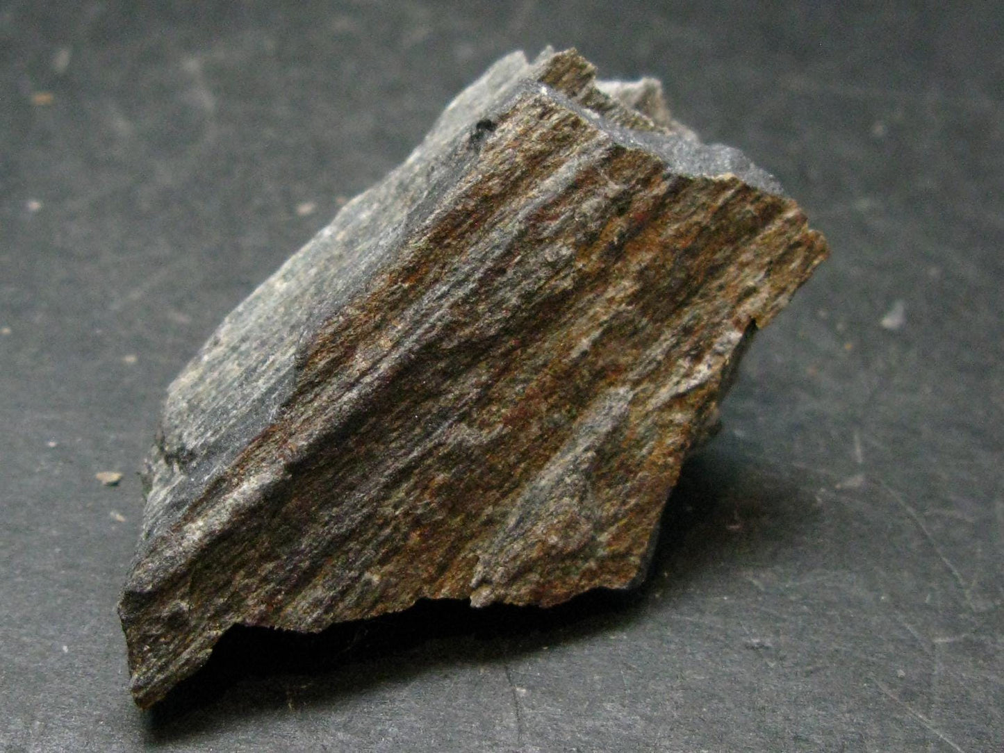 Rare ISUA Stone Raw Piece from Greenland - 2.0" - 27.58 Grams