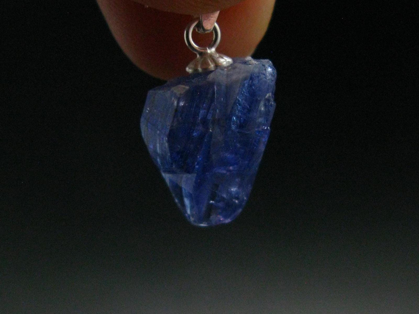 Tanzanite Pendant In Sterling Silver From Tanzania - 0.8" - 1.54 Grams
