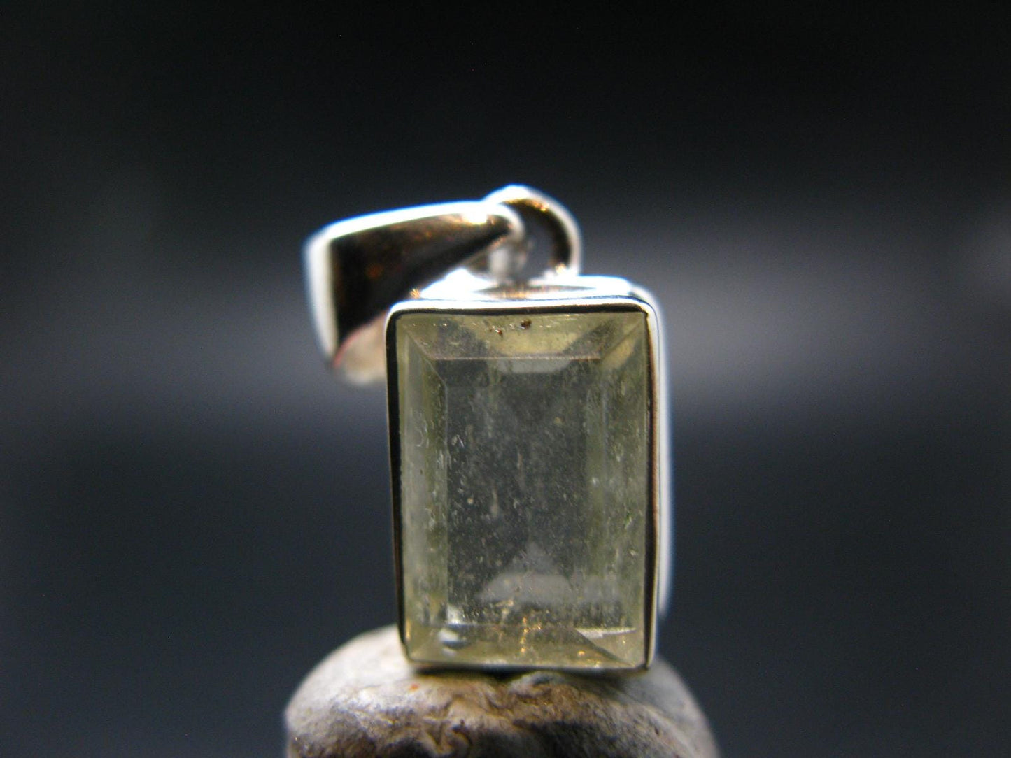 Gem Libyan Desert Glass Tektite Faceted Pendant Sterling Silver from Libya - 0.9" - 2.94 Grams