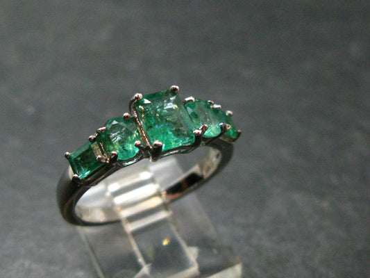 Emerald Faceted Silver Ring from Colombia - 3.14 Grams Total - Size 8