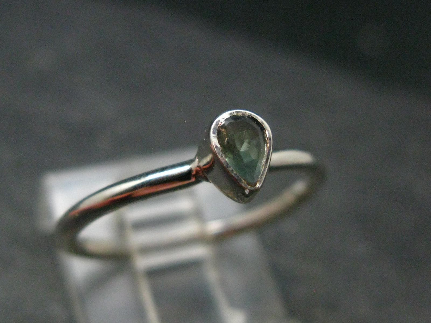 Genuine Alexandrite Gem Silver Ring From Russia - Size 6 - 1.47 Grams