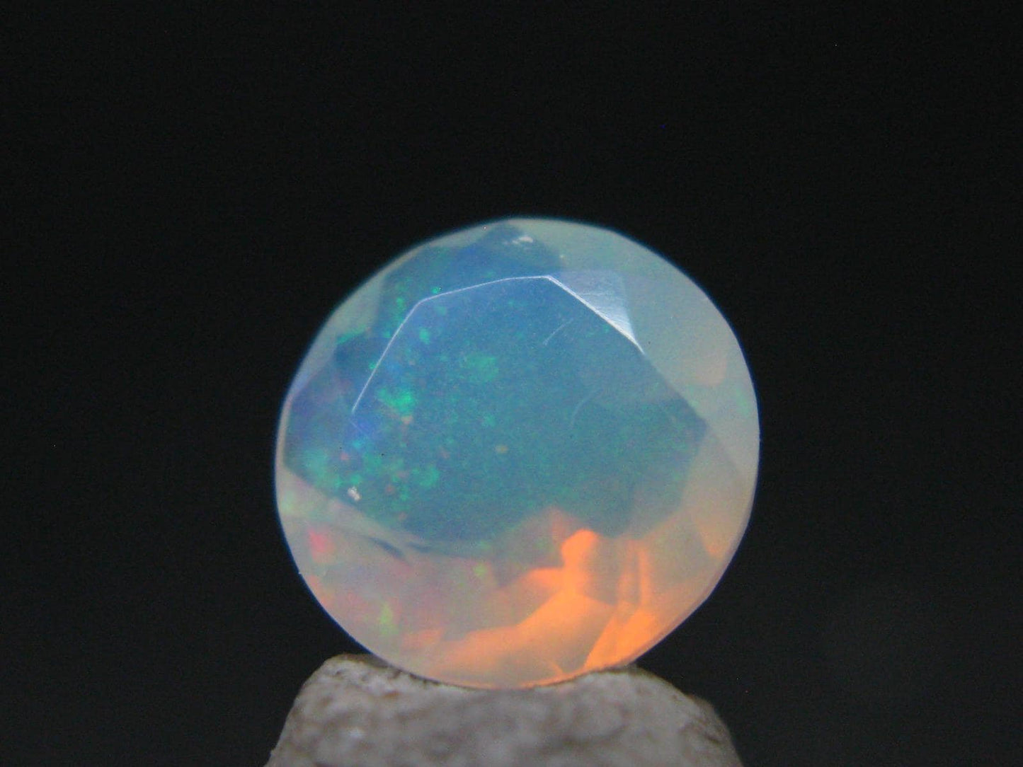Precious Opal Cut Stone From Welo Ethiopia - 1.34 Carats
