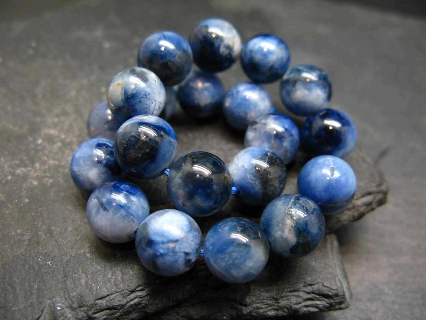 Dianite (Blue Jade) Genuine Bracelet ~ 7 Inches ~ 10mm Round Beads
