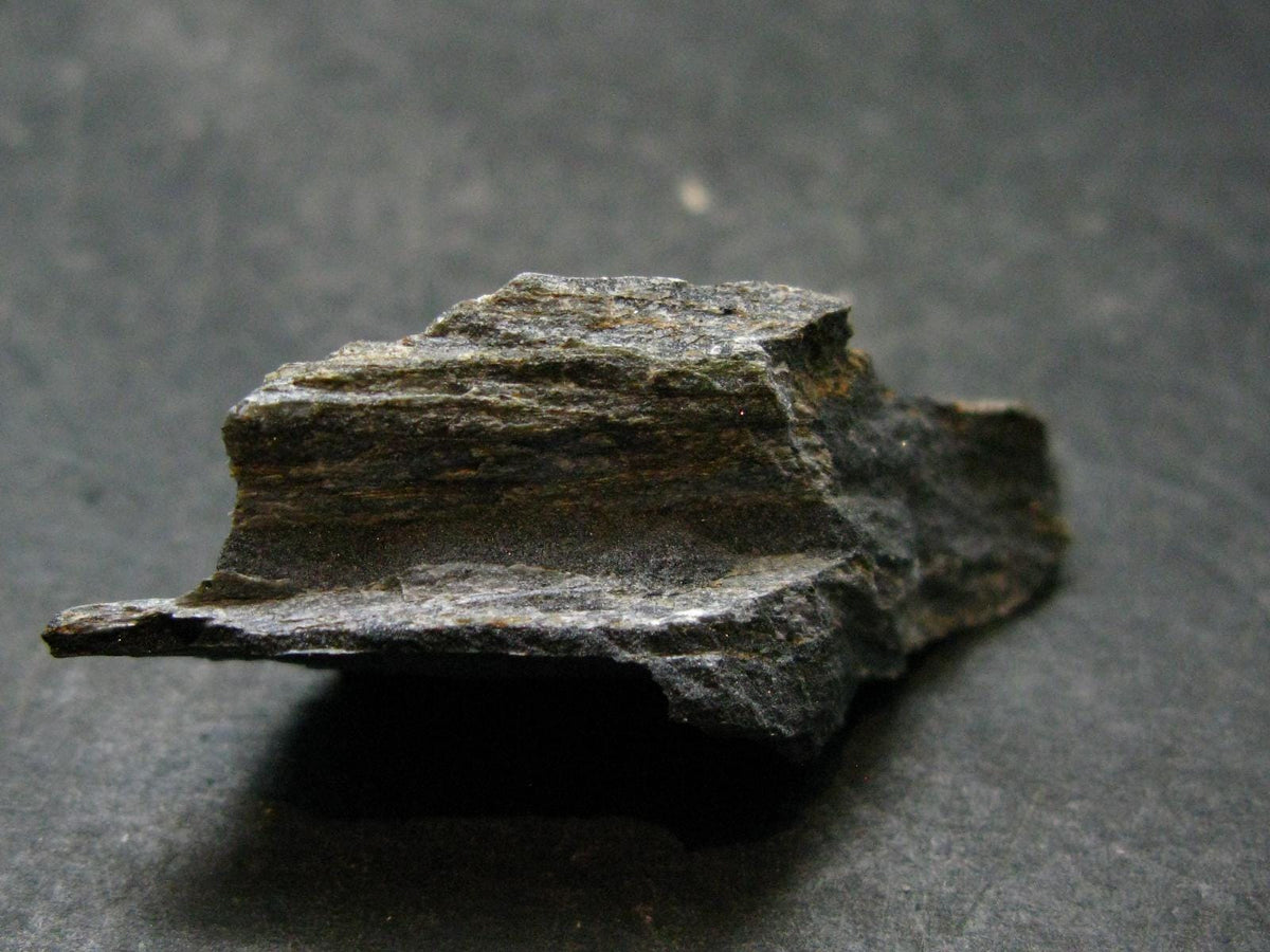Rare ISUA Stone Raw Piece from Greenland - 1.6" - 12.39 Grams