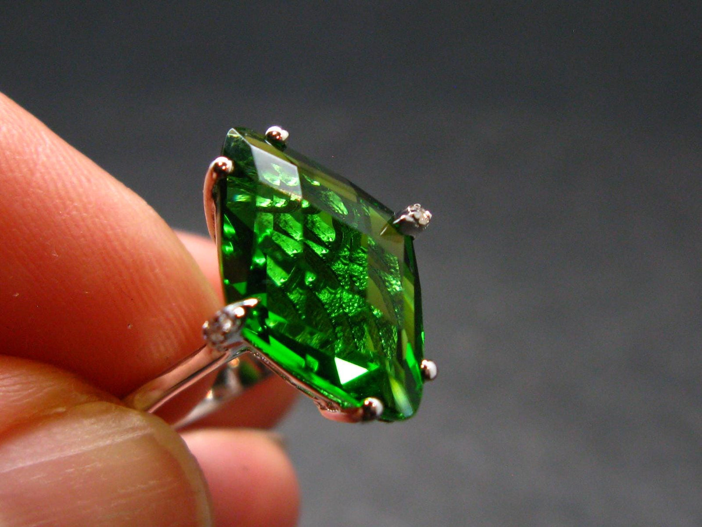 Helenite Gaia Stone Gem Sterling Silver Ring From Washington - Size 6 - 4.50 Carats
