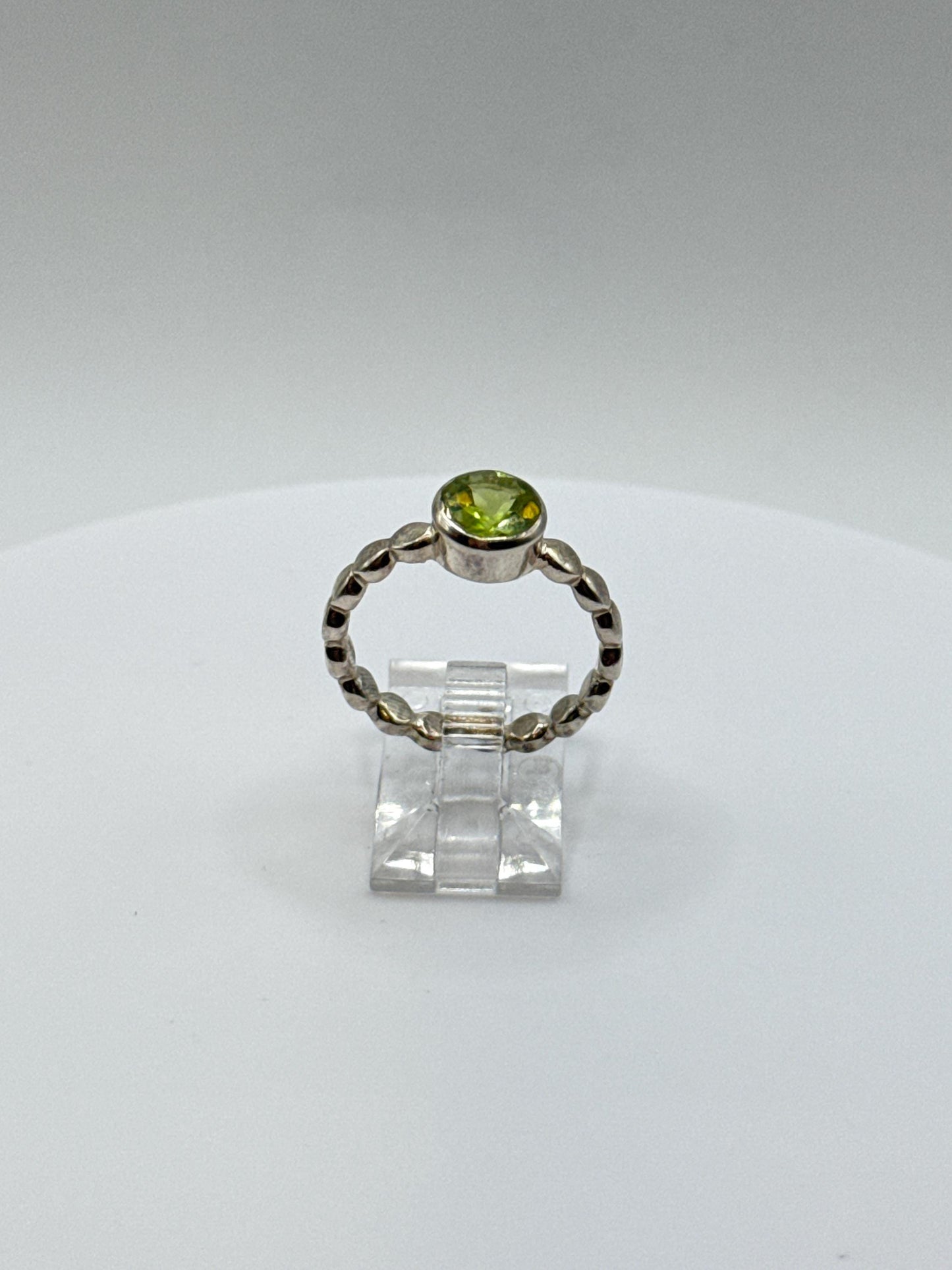 Beaded Peridot Ring | Natural Green Peridot in Sterling Silver | August Birthstone Jewelry - Size 8