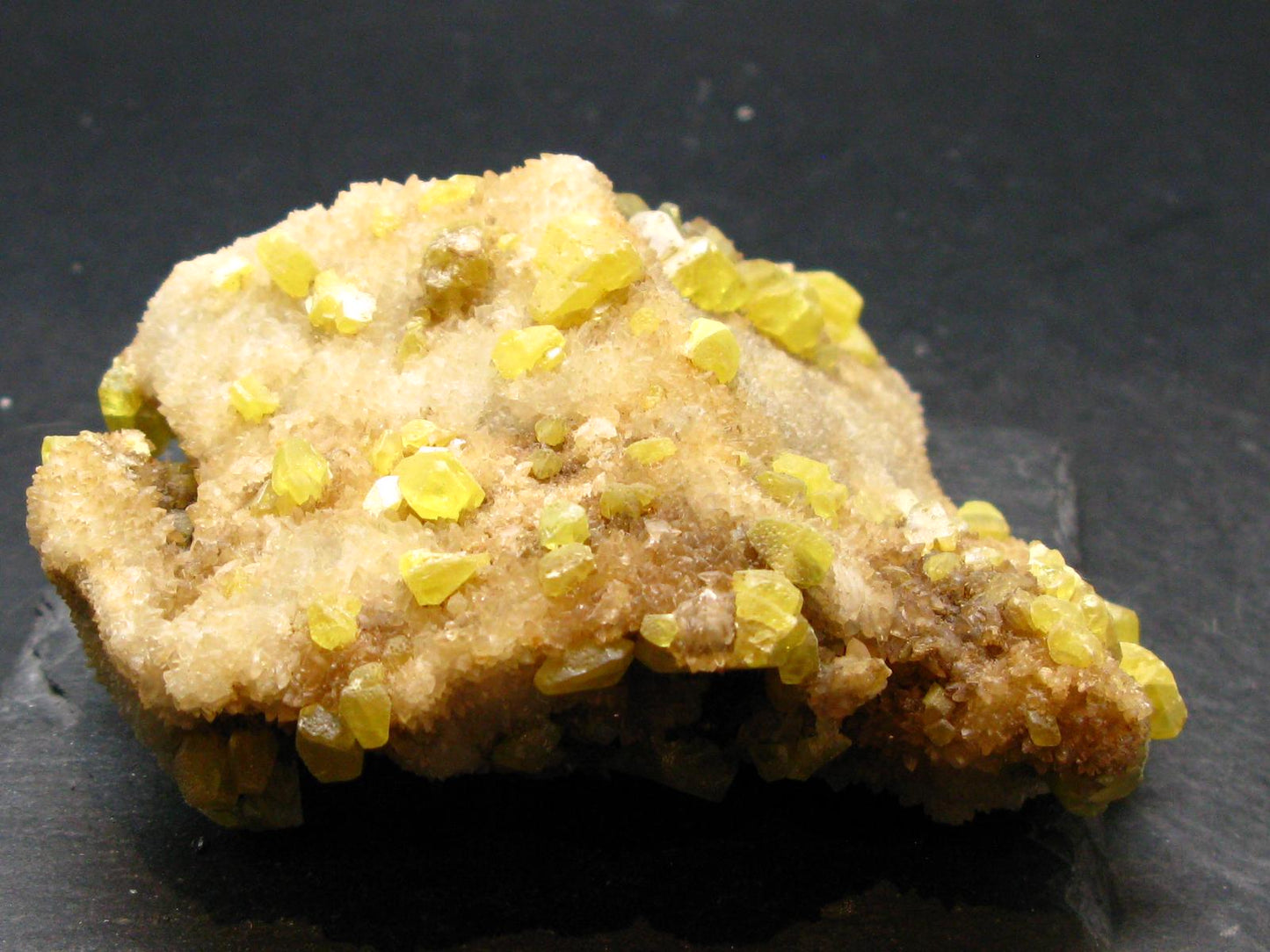 Large Yellow Sulphur Sulfur Cluster Italy - 3.7"