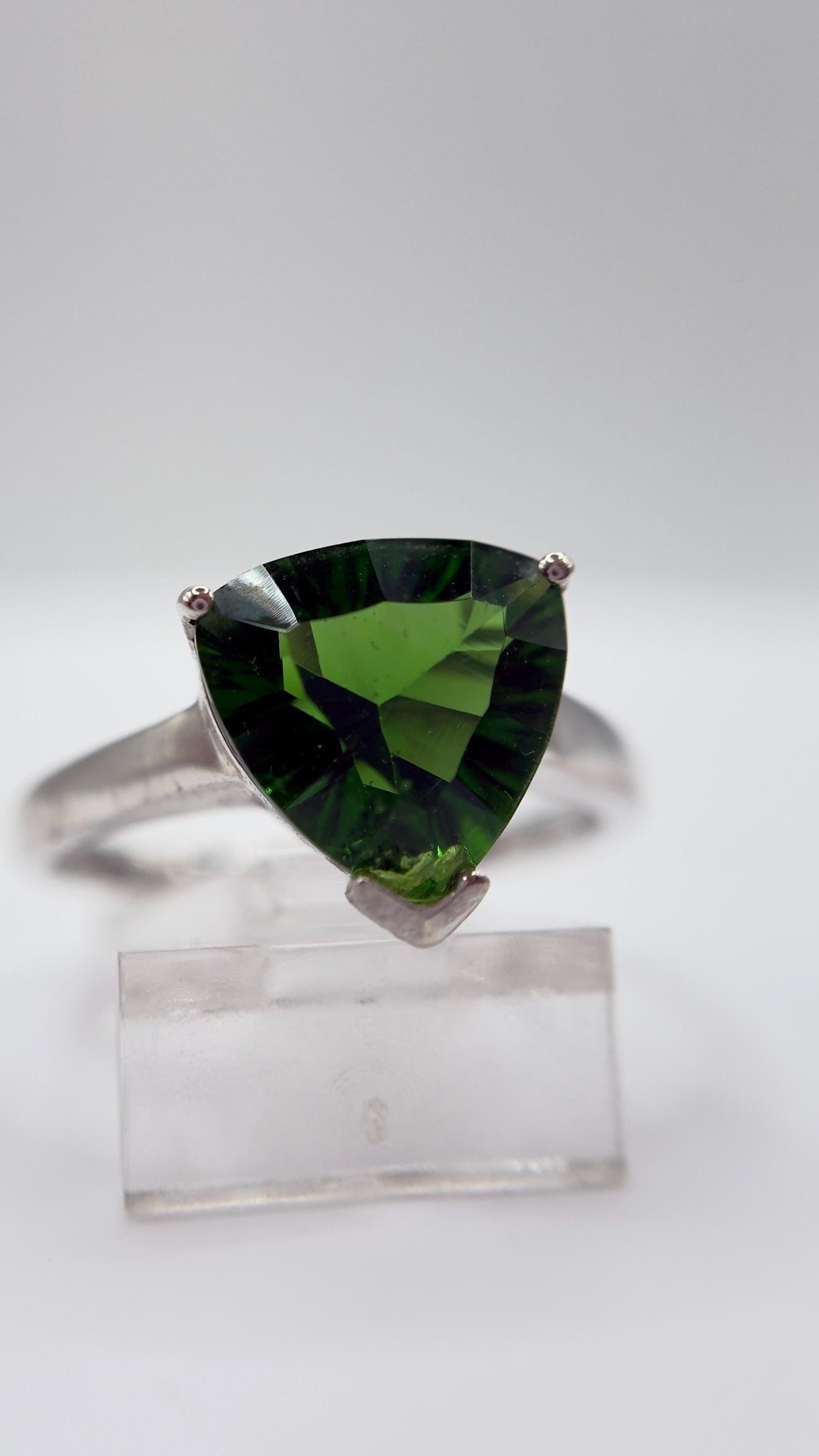 Green Helenite Trillion Cut Ring – Sterling Silver Faceted Gemstone Statement Ring