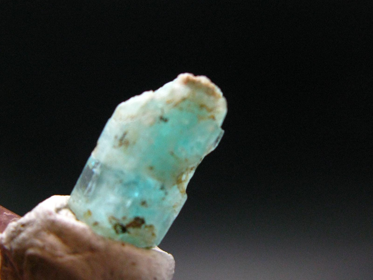 Emerald Vanadium Beryl Crystal From Nigeria - 0.6" - 7.35 Carats
