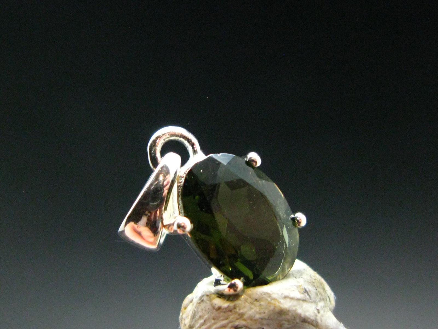 Moldavite Tektite Facetted Silver Pendant from Czech Republic - 0.7" - 1.06 Grams