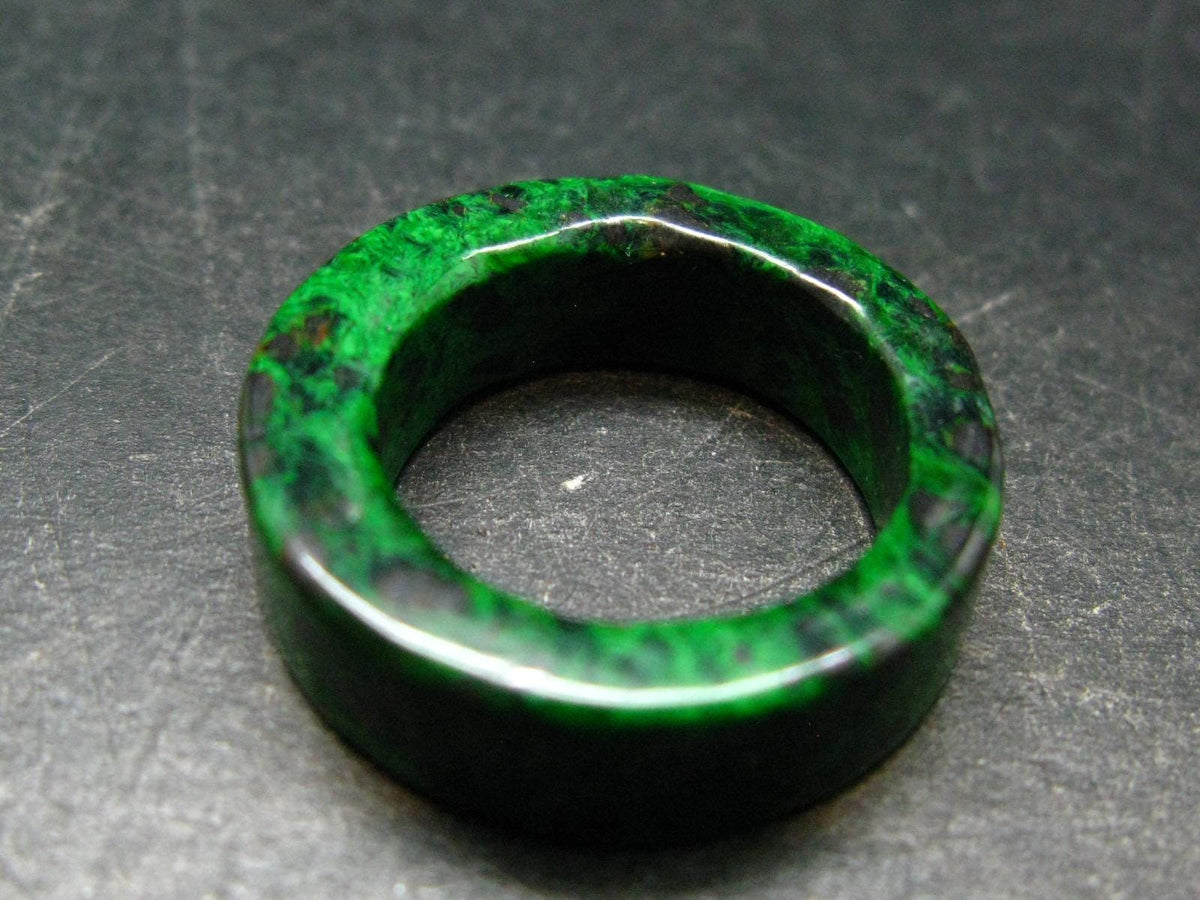Maw Sit Sit Genuine Solid Ring Size 7.75 ~ 6.05 Grams