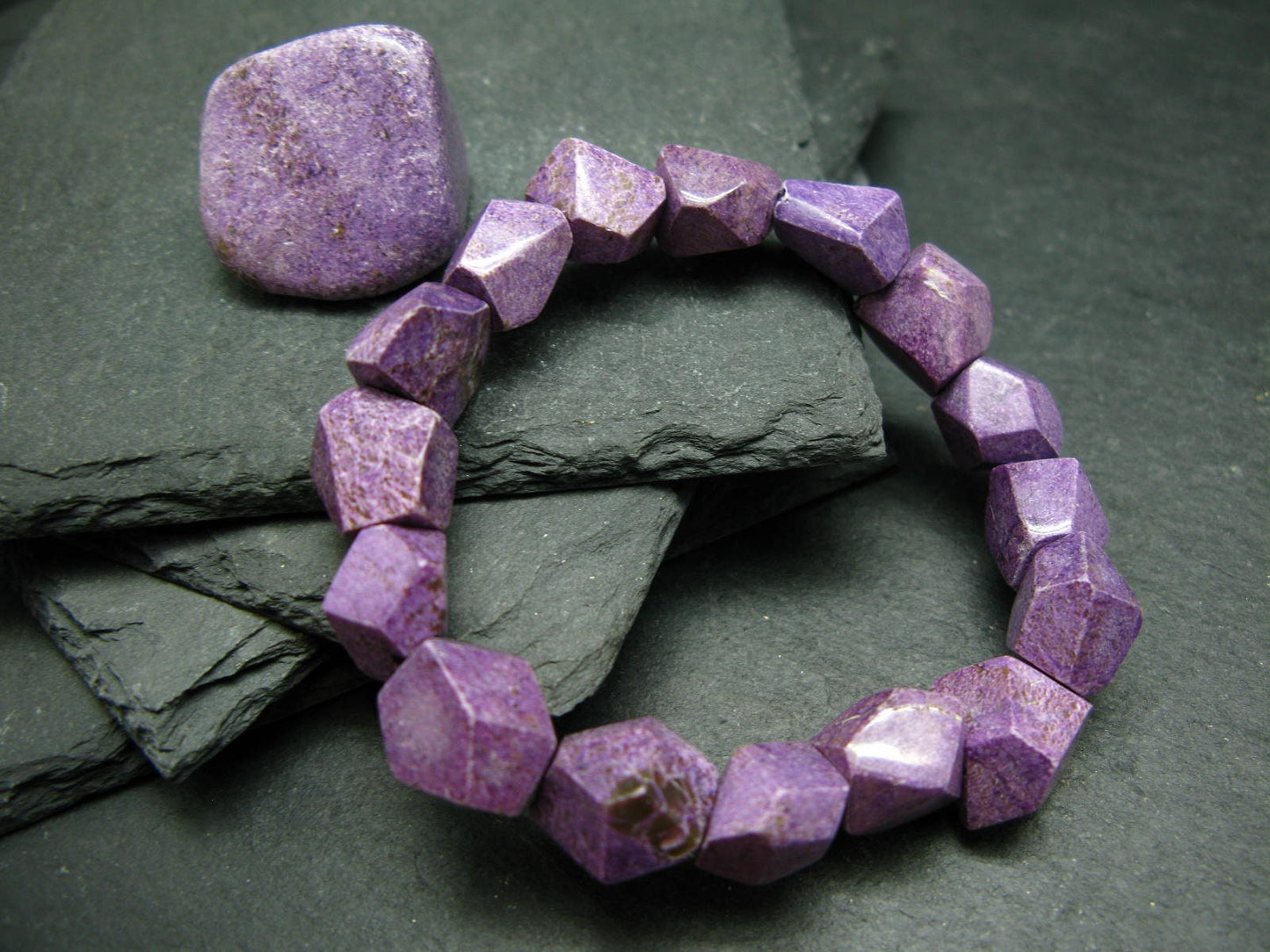 Stichtite Genuine Bracelet ~ 7 Inches ~ 12mm Facetted Beads
