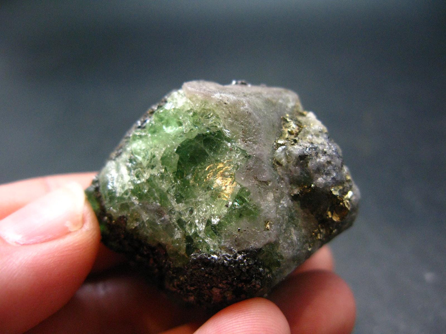 Gem Tsavorite Tsavolite Garnet Crystal From Tanzania - 320.80 Carats - 1.6"