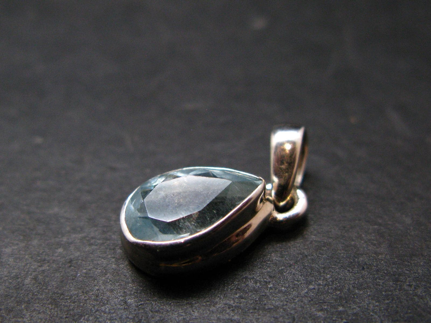 Stunning Genuine Faceted Aquamarine Gem Sterling Silver Pendant From Brazil - 0.7"