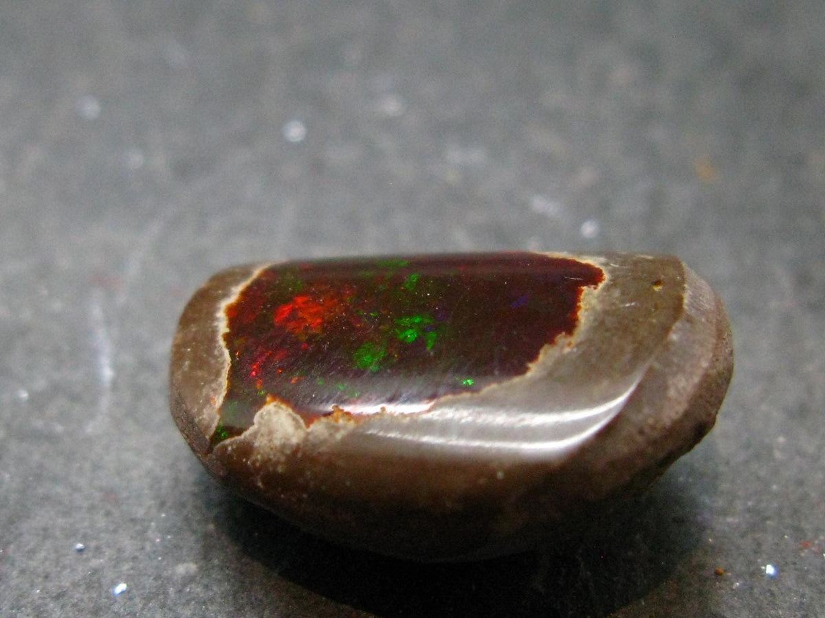 Natural Precious Opal With Play of Color from Ethiopia - 0.8" - 3.51 Grams