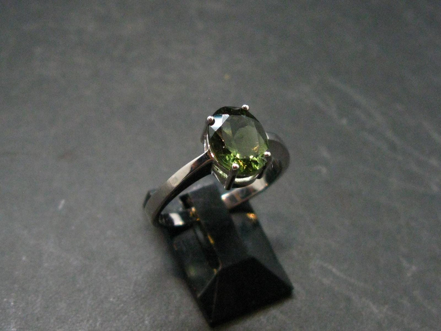 Moldavite Tektite Silver Ring from Czech Republic - Size 8 - 3.08 Grams