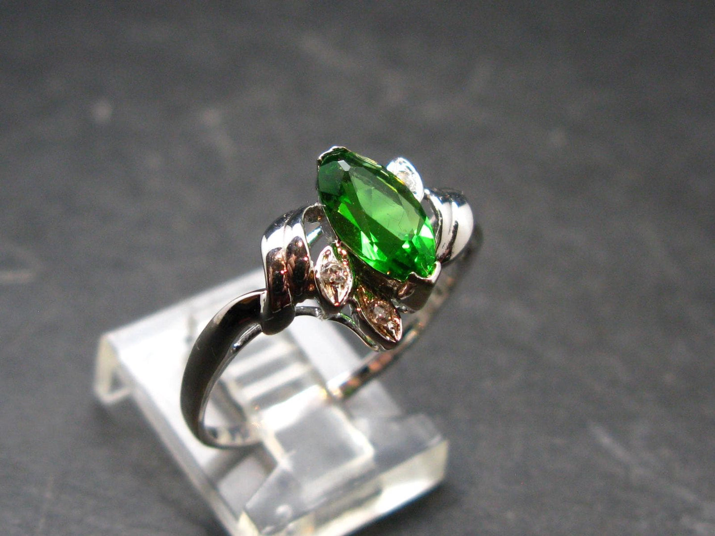 Helenite Gaia Stone Gem Sterling Silver Ring From Washington - Size 9 - 1.19 Carats
