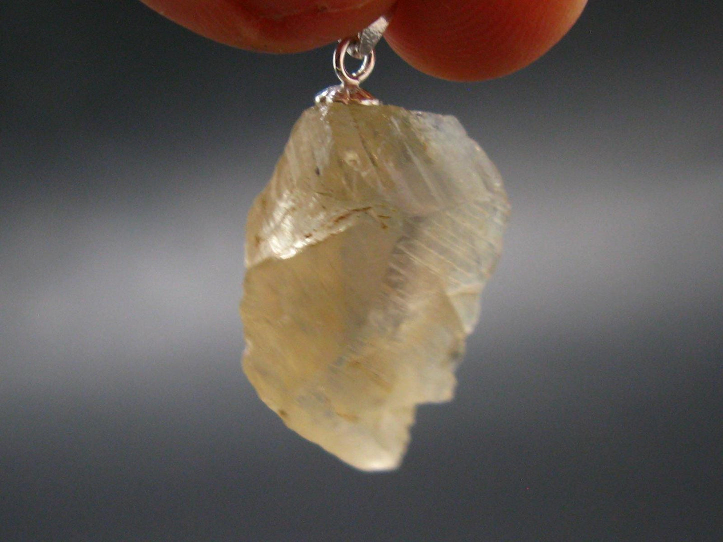 Oregon Sunstone Silver Pendant From USA - 1.2" - 18.6 Carats