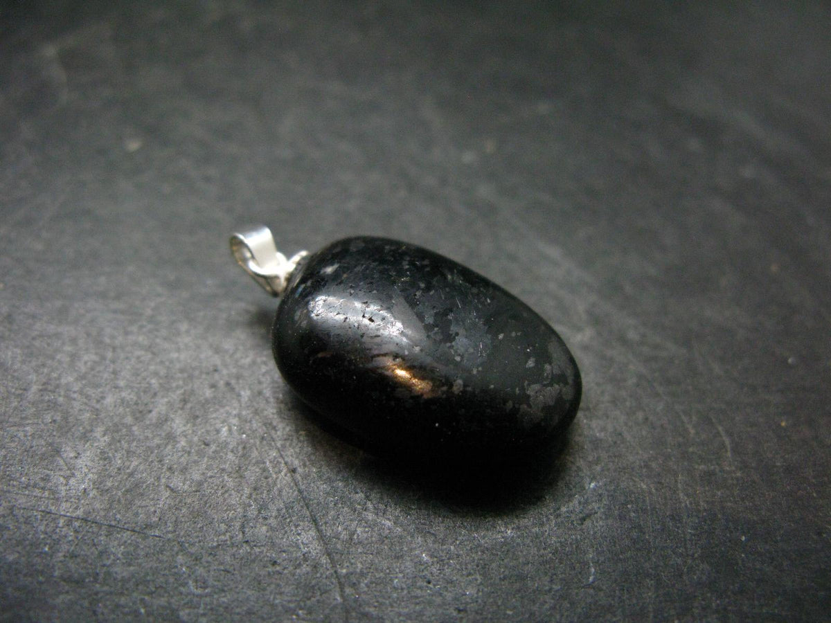 Very Rare Sterling Silver Nuumite Nuummite Pendant From Greenland - 1.2" - 6.92 Grams