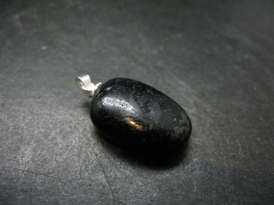 Very Rare Sterling Silver Nuumite Nuummite Pendant From Greenland - 1.2" - 6.92 Grams