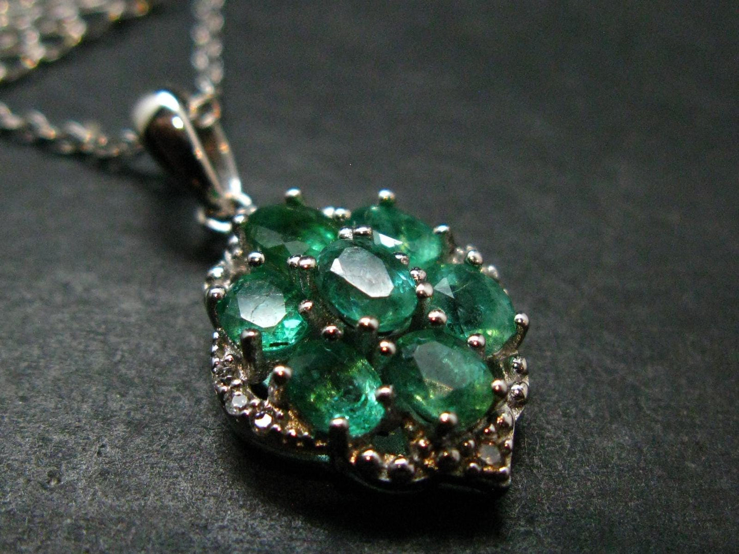 Emerald Silver Pendant W/Chain From Colombia - 3.26 Grams Total
