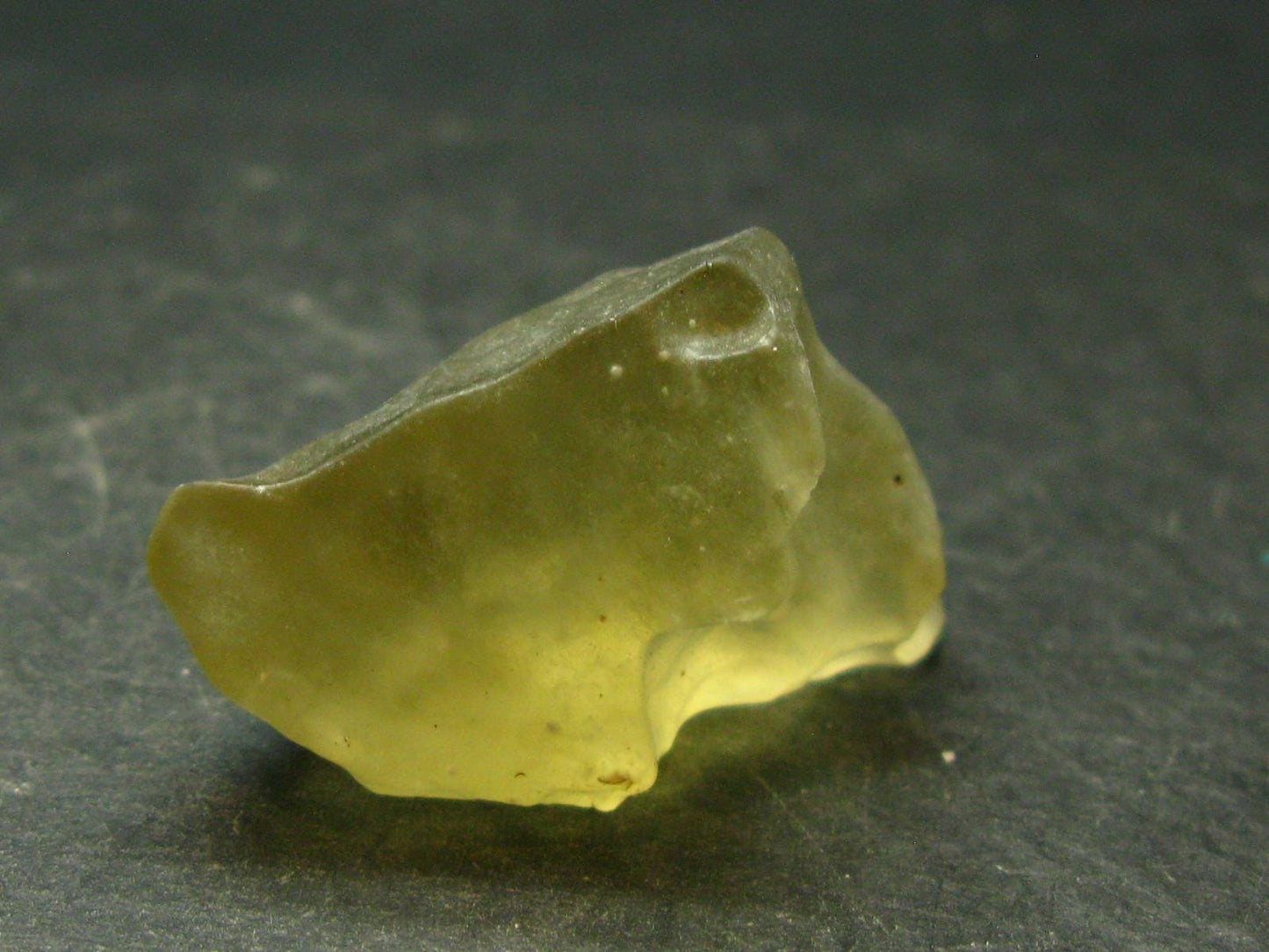Nice Gem Libyan Tektite Raw Piece From Libya - 14.0 Grams - 1.4"