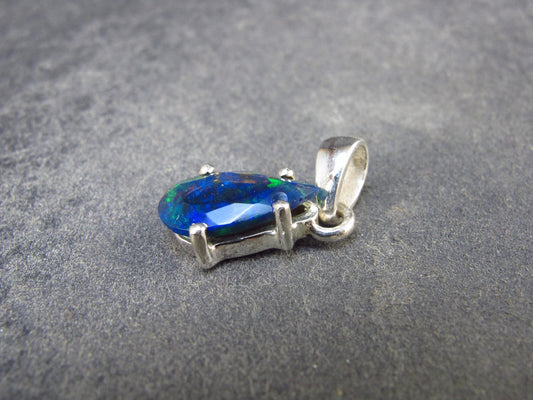 Rare Black Opal Sterling Silver Pendant from Australia - 0.7" - 0.99 Grams