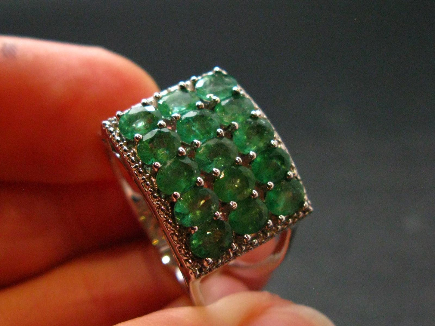 Emerald Faceted Silver Ring from Colombia - 4.70 Grams Total - Size 8.25