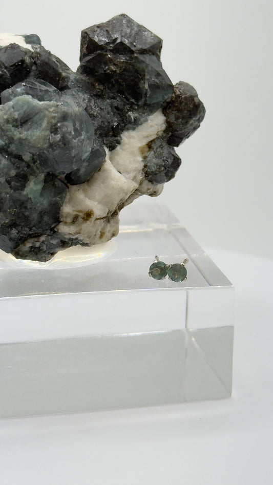 Alexandrite Stud Earrings Color Change Gemstone Silver Earrings June Birthstone Minimalist Jewelry