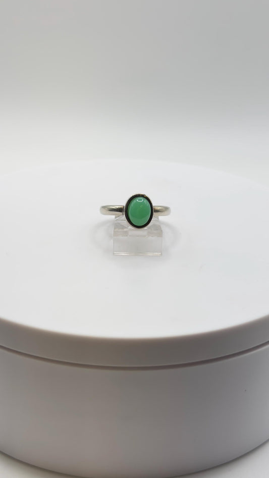 Chrysoprase Oval Ring – Elegant Natural Green Chalcedony Sterling Silver Jewelry - Size 8