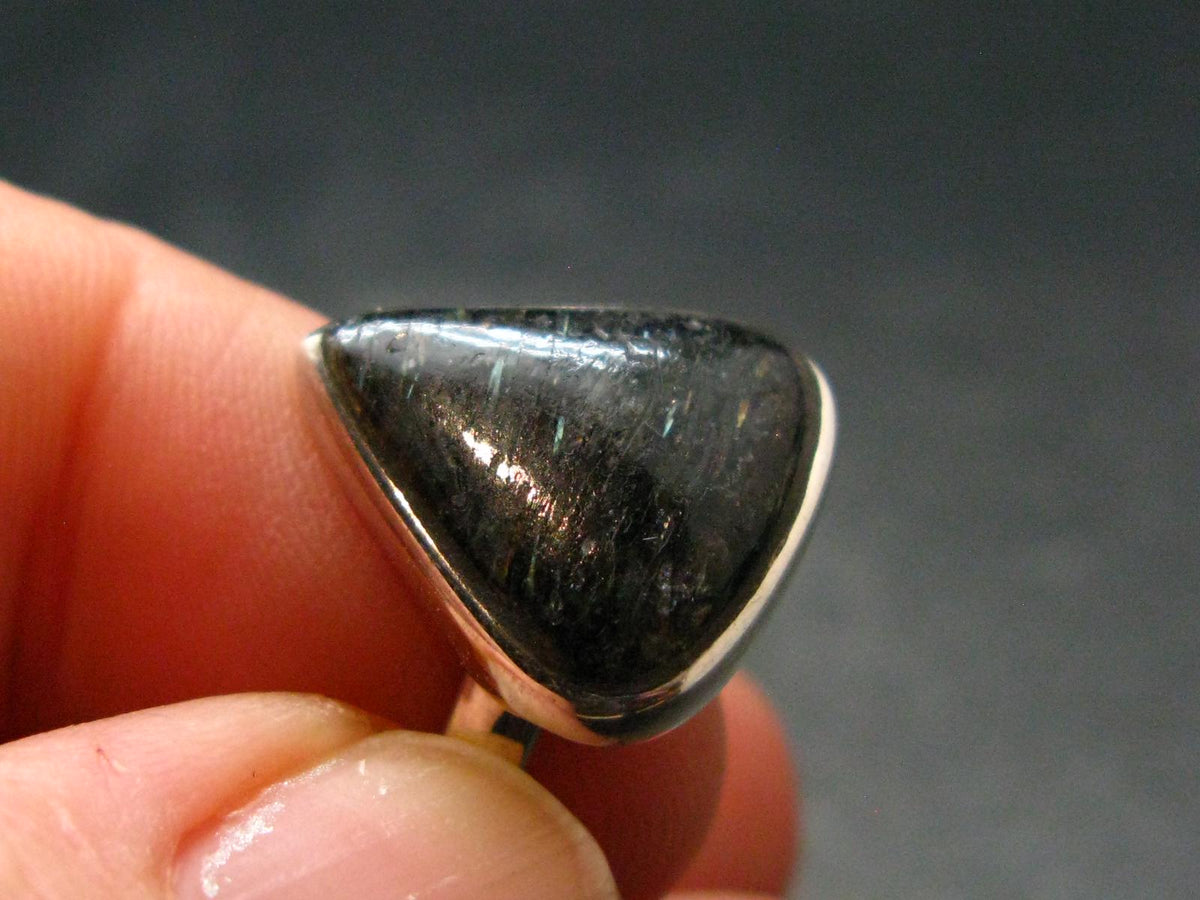 Real!! Very Rare Nuumite Nuummite Sterling Silver Ring from Greenland - 3.59 Grams - Size 6.25