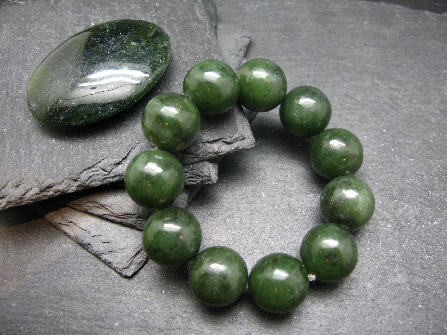 Jade Nephrite Genuine Bracelet ~ 7 Inches ~ 18mm Round Beads