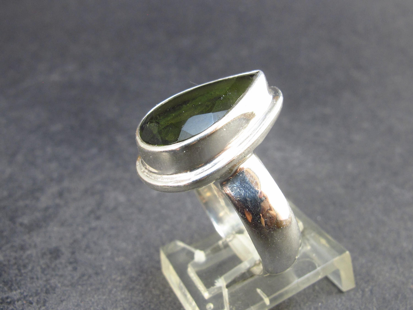 Moldavite Tektite Facetted Silver Ring from Czech Republic - Size 8 - 8.19 Grams