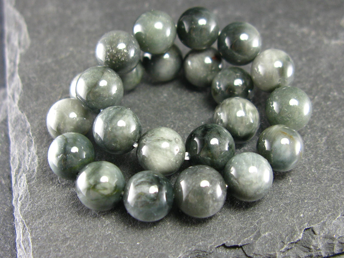 Quartz Cats Eye Eagle Eye Genuine Bracelet ~ 7 Inches ~ 8mm Round Beads
