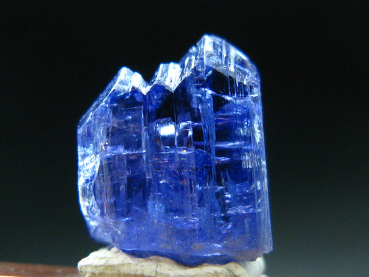 Fine Gem Tanzanite Zoisite Crystal From Tanzania - 8.09 Carats - 0.5"