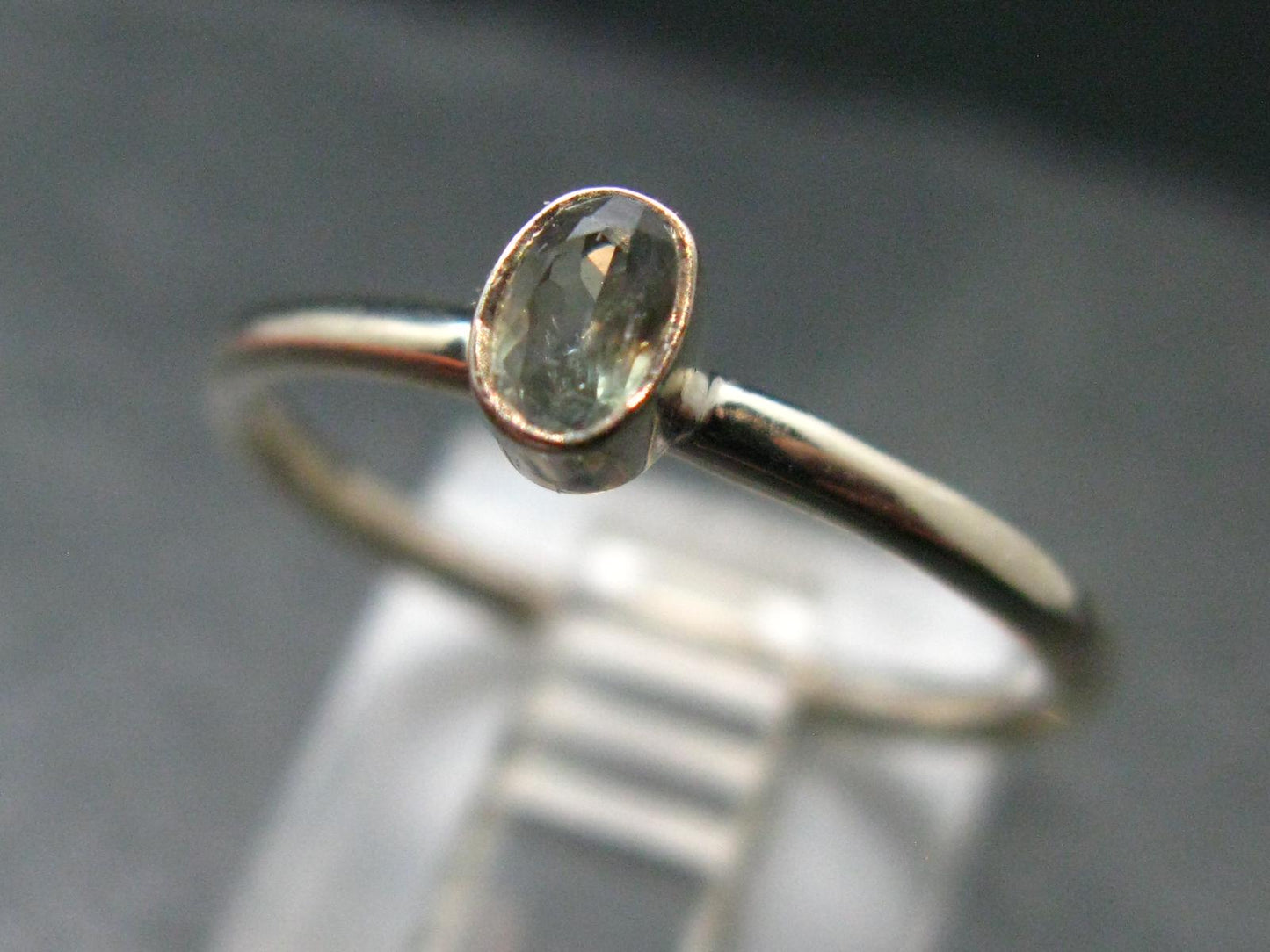 Genuine Alexandrite Gem Silver Ring From Russia - Size 7 - 1.52 Grams