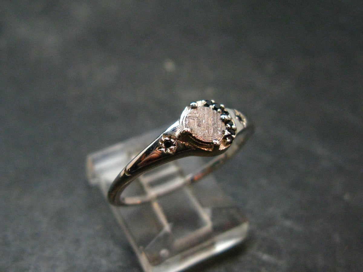 Muonionalusta Meteorite Sterling Silver Ring from Sweden - 2.08 Grams - Size 8