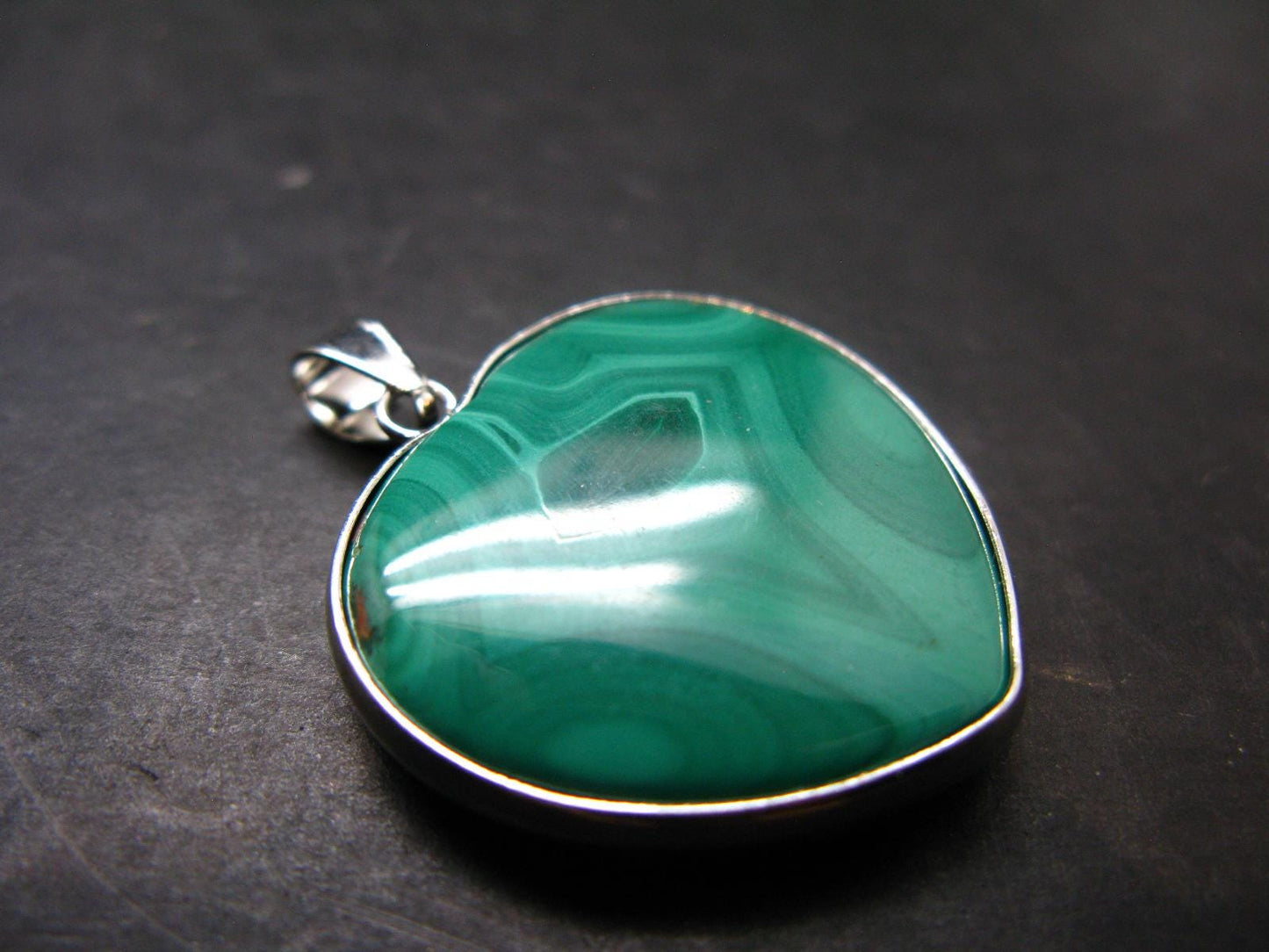 Queen of Green!! Genuine Vivid Vibrant Green Malachite Sterling Silver Pendant - 1.4" - 13.78 Grams