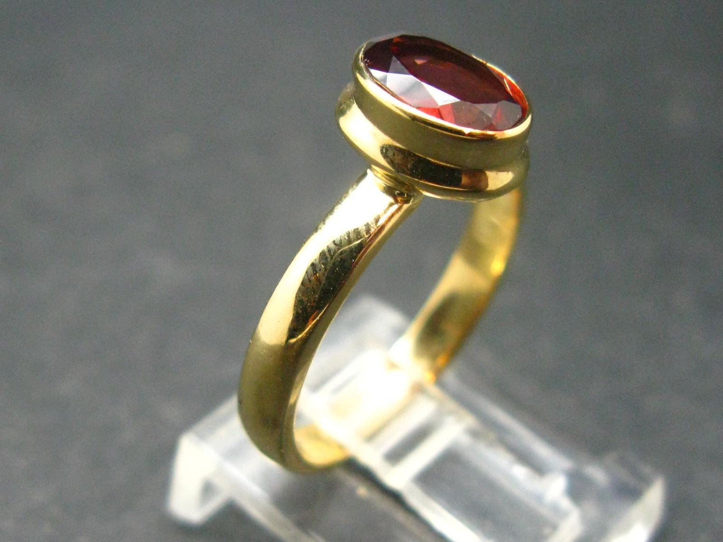 Red Garnet Gold Plated Sterling Silver Ring - Size 7 - 3.11 Grams