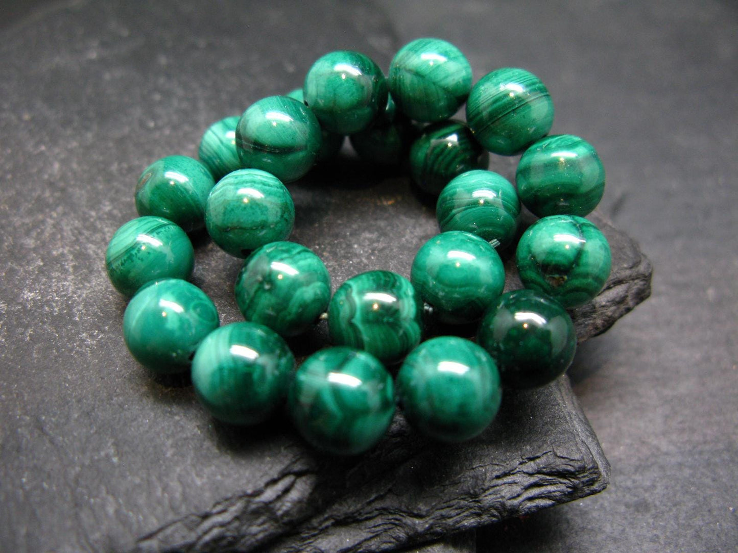 Malachite Genuine Bracelet ~ 7 Inches ~ 8mm Round Beads