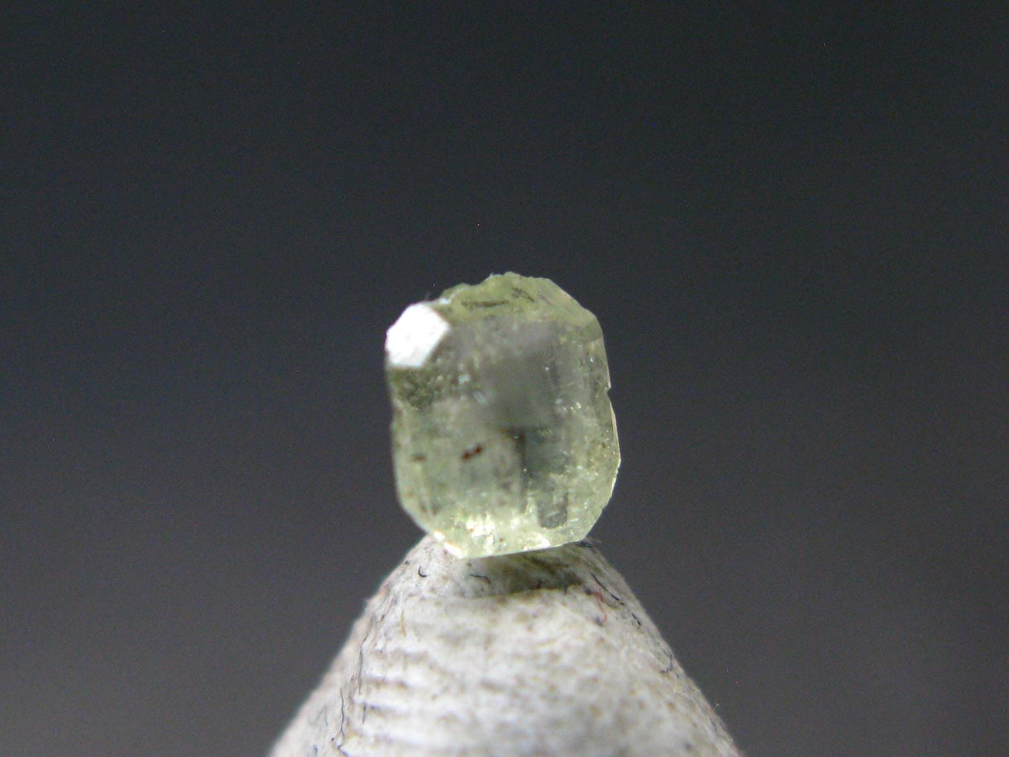 Yellow Saamite Apatite Gem Facetted Cut Stone From Russia - 0.28 Carats