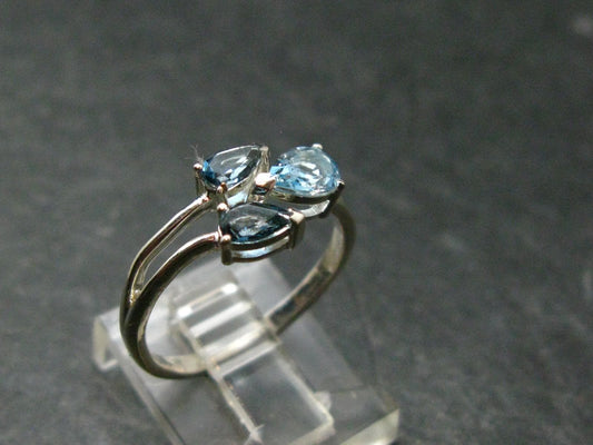 Facetted Blue Topaz Sterling Silver Ring - 1.9 Grams - Size 7