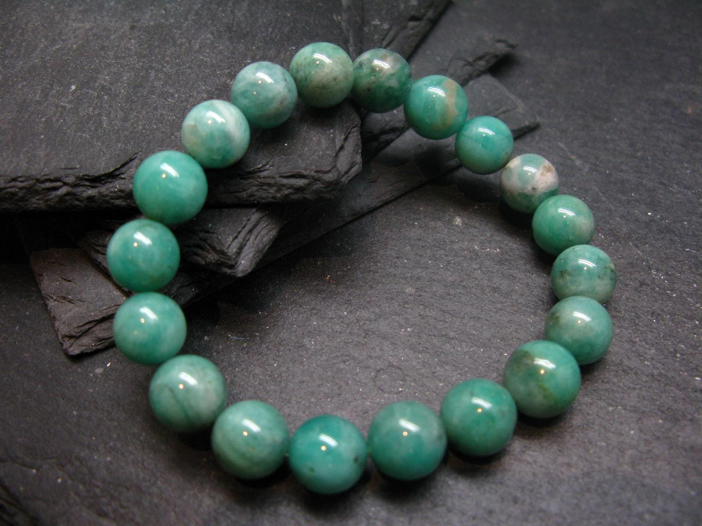 Emerald Gem Genuine Bracelet ~ 7 Inches ~ 10mm Round Beads