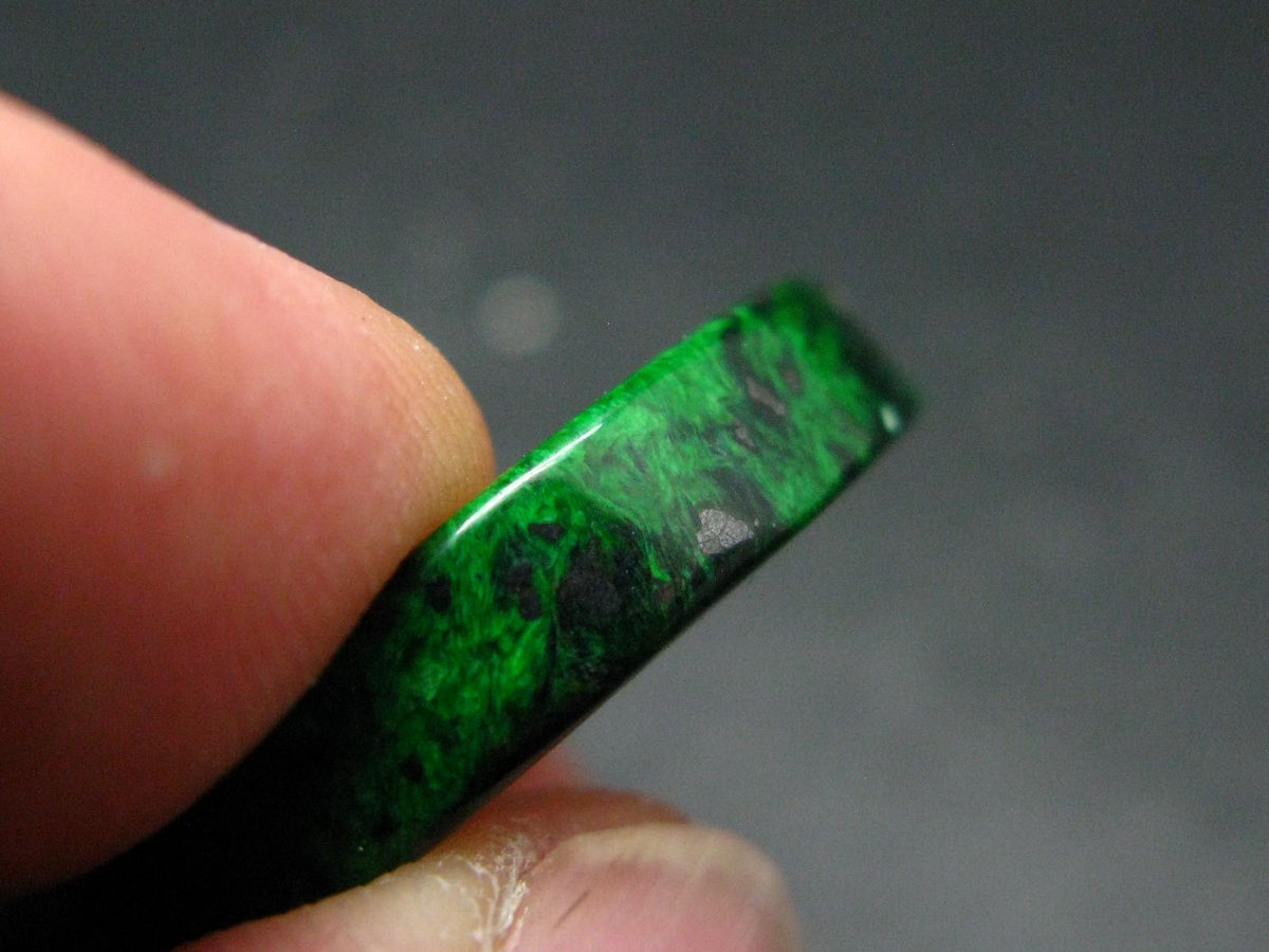 Maw Sit Sit Genuine Solid Ring Size 8 ~ 4.21 Grams