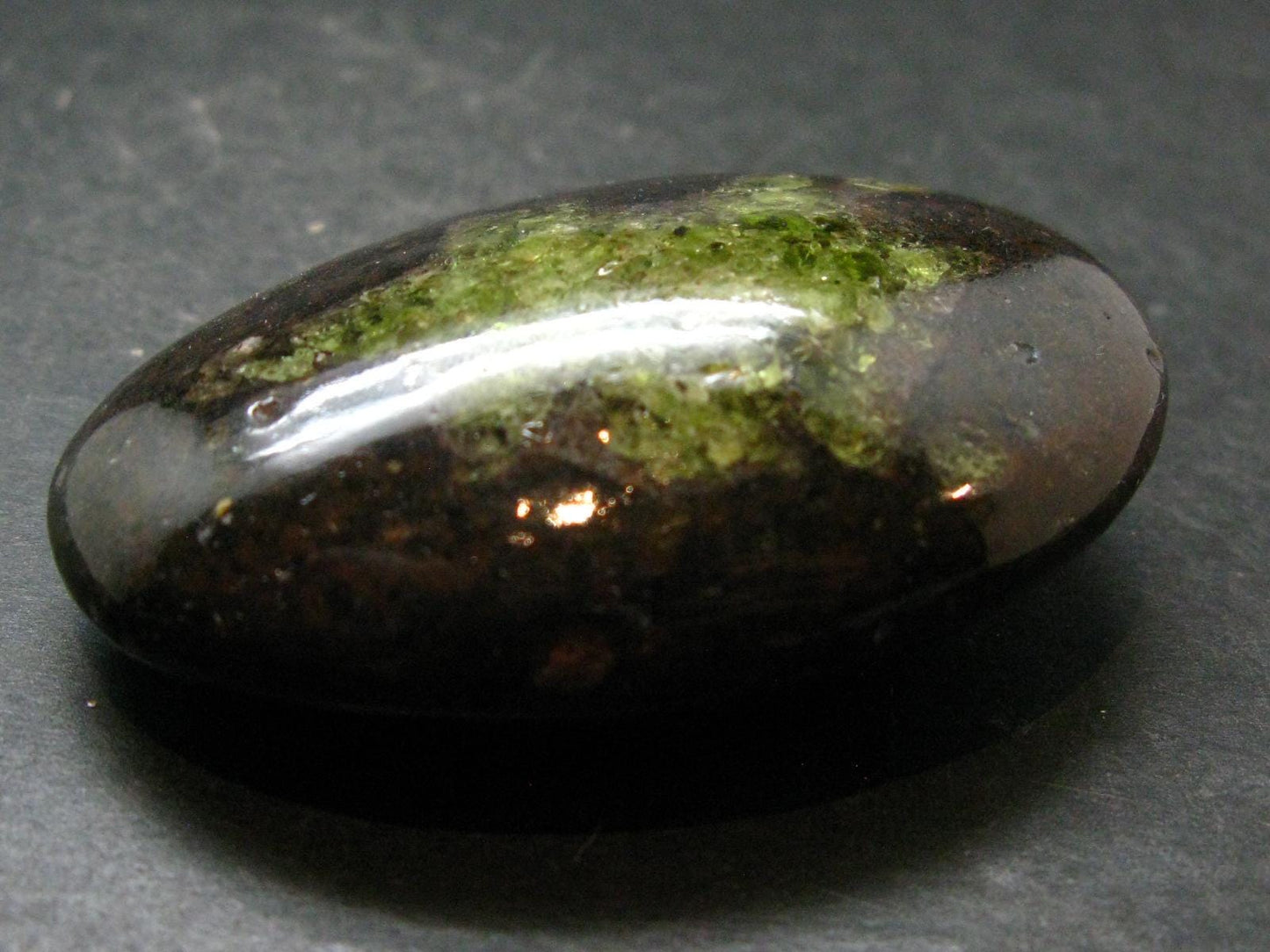 Peridot Olivine Tumbled Stone from Arizona, USA - 2.4" - 66.19 Grams